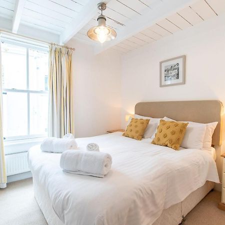 Stone'S Throw Villa St Ives Екстериор снимка