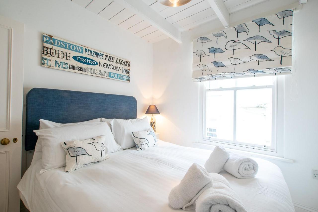 Stone'S Throw Villa St Ives Екстериор снимка